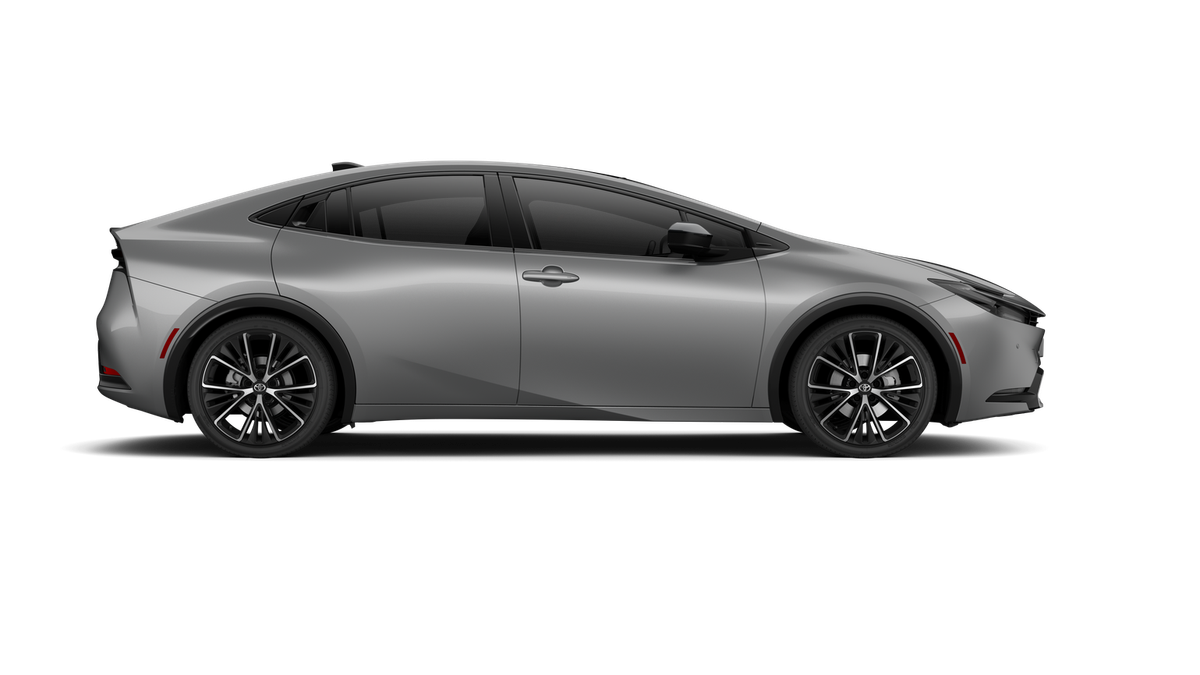 New 2027 Guardian Gray Toyota  XLE image 14