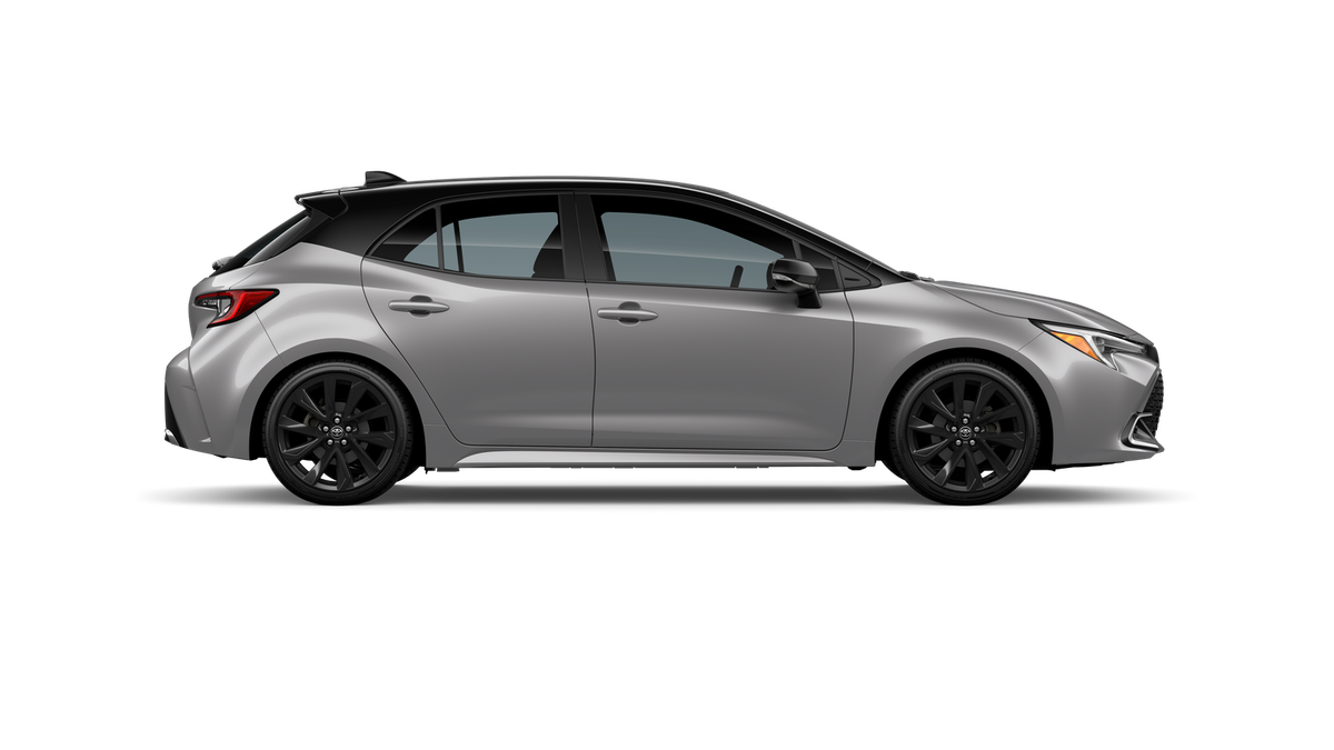 2026 Toyota Corolla Hatchback XSE - Photo 31