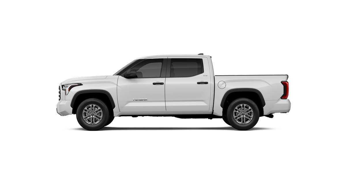 2026 Toyota Tundra SR5 CrewMax photo 33