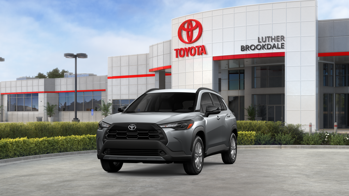2026 Toyota Corolla Cross LE photo 10