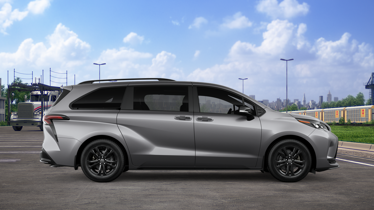 New 2026 Heavy Metal <sup>1</sup> Toyota  XSE image 14