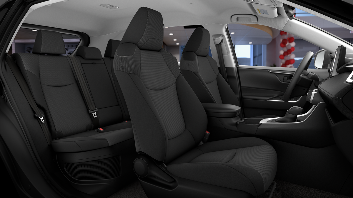 2025 Toyota RAV4 Hybrid LE photo 16