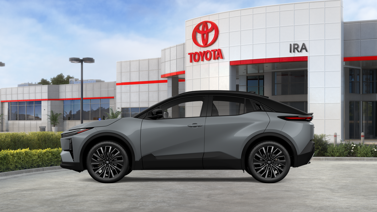 New 2026 Cement with Midnight Black Metallic roof <sup>1</sup> Toyota  XSE image 6