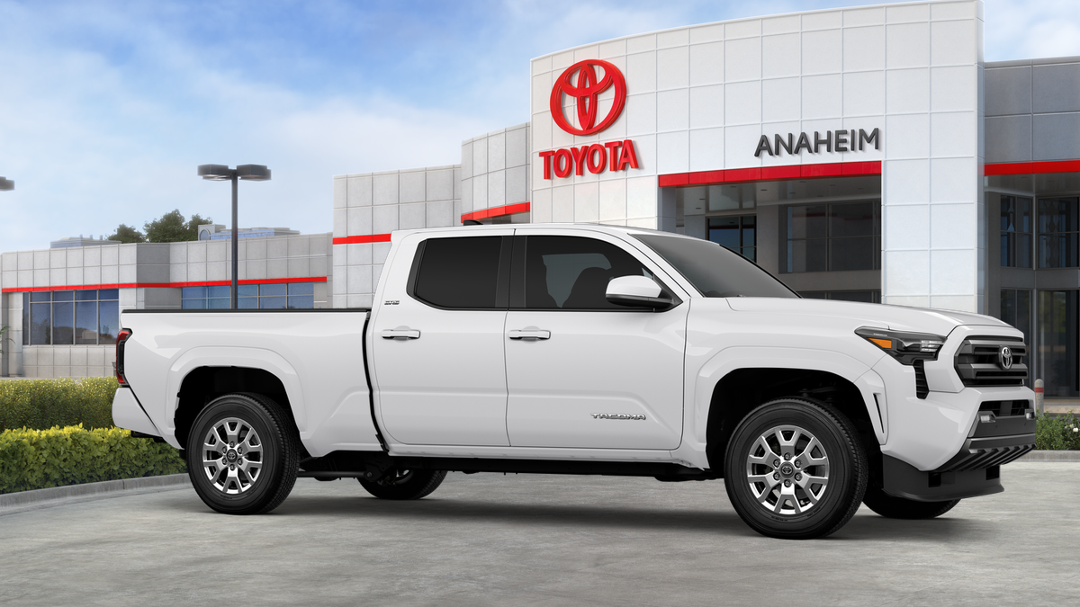 New 2026 Ice Cap Toyota SR5 image 36