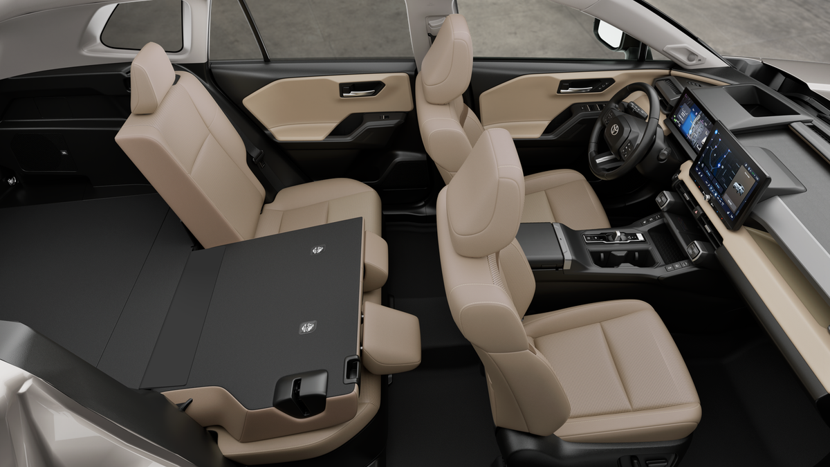New 2026 Wind Chill Pearl <sup>1</sup> Toyota  Limited image 4