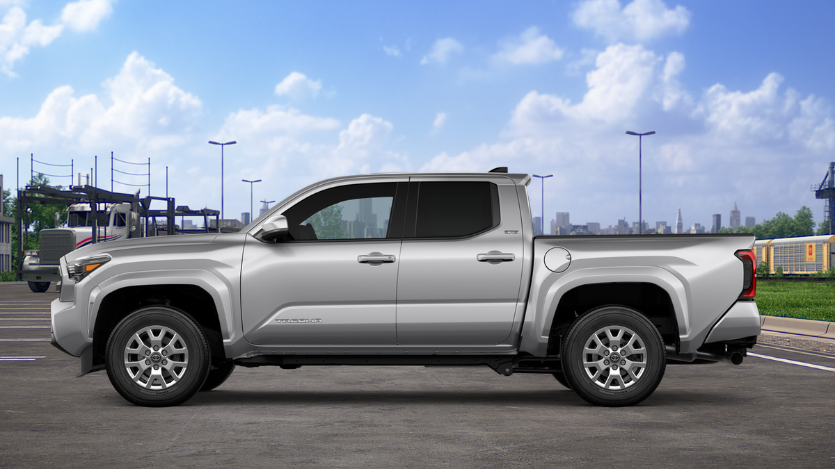 2026 Toyota Tacoma SR5 Double Cab photo 4