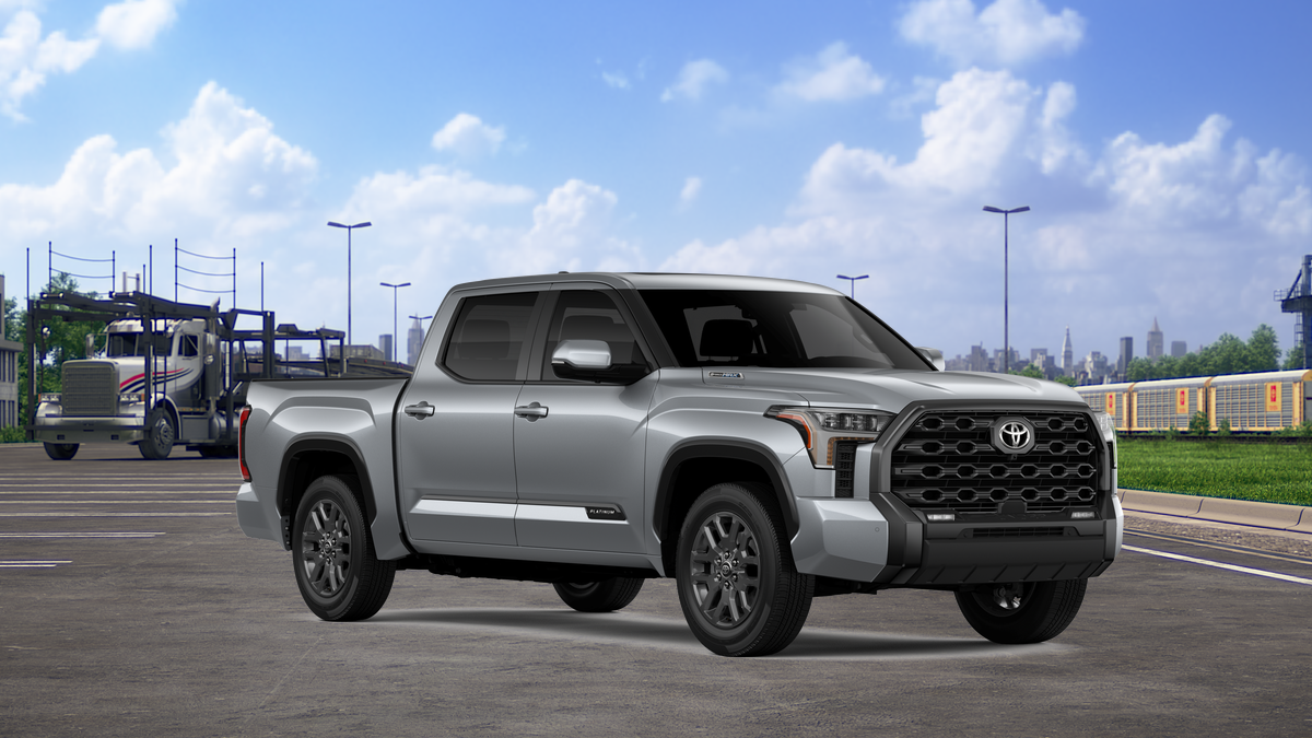 2026 Toyota Tundra Platinum CrewMax photo 17