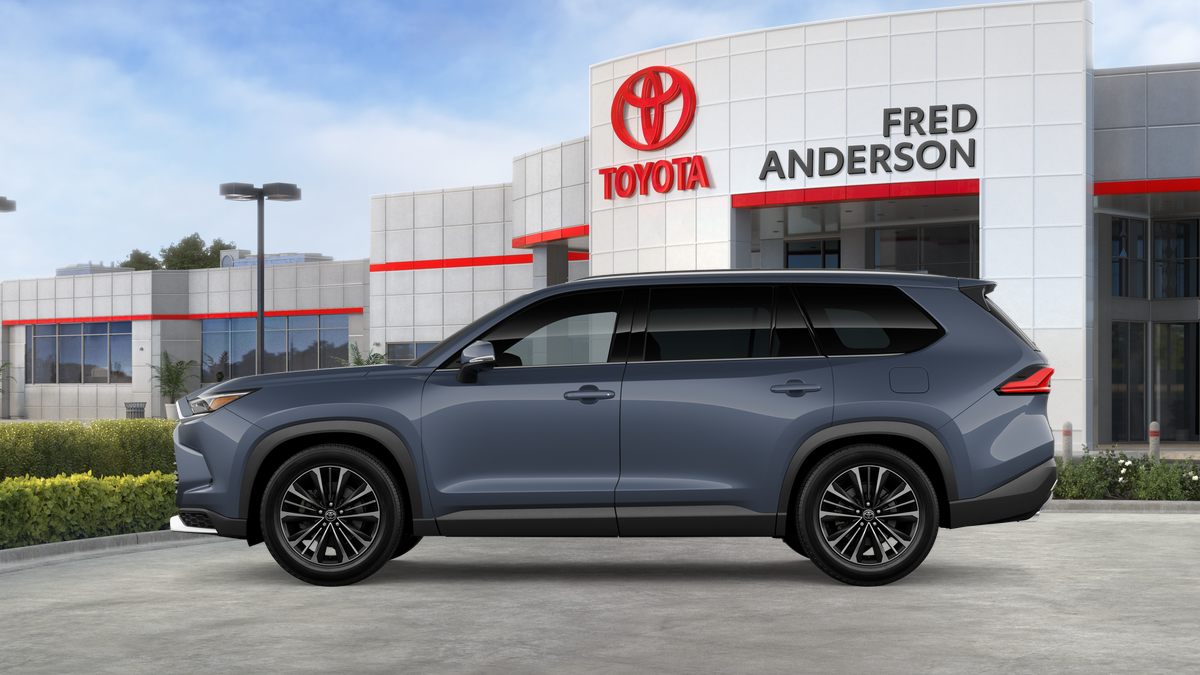 New 2026 Toyota Grand Highlander Hybrid SUV
