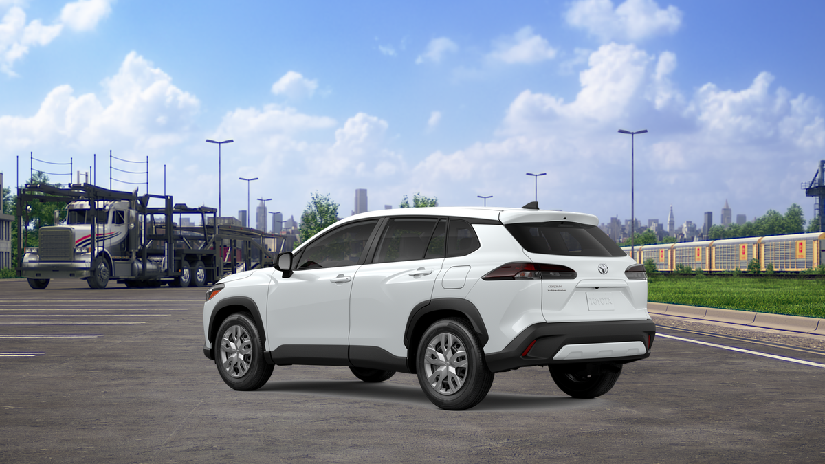 New 2026 Wind Chill Pearl <sup>1</sup> Toyota  L image 8