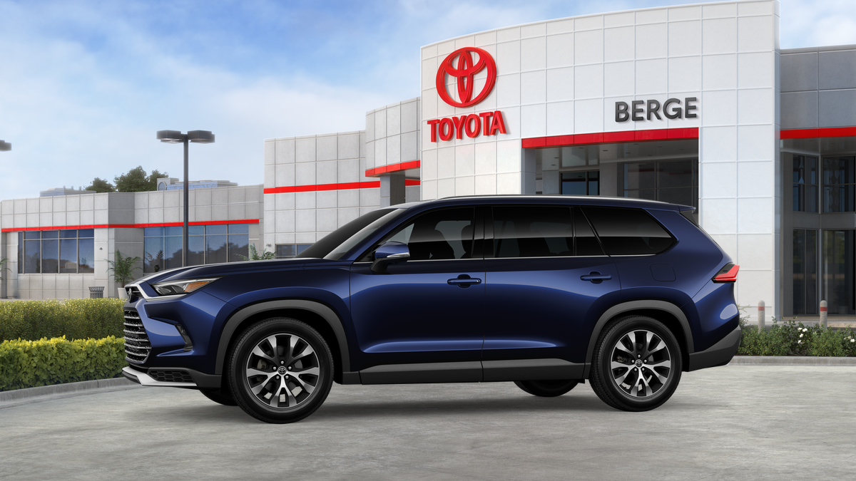 New 2026 Toyota Grand Highlander Hybrid SUV