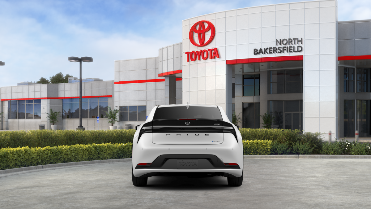 2026 Toyota Prius Plug-in Hybrid XSE photo 33