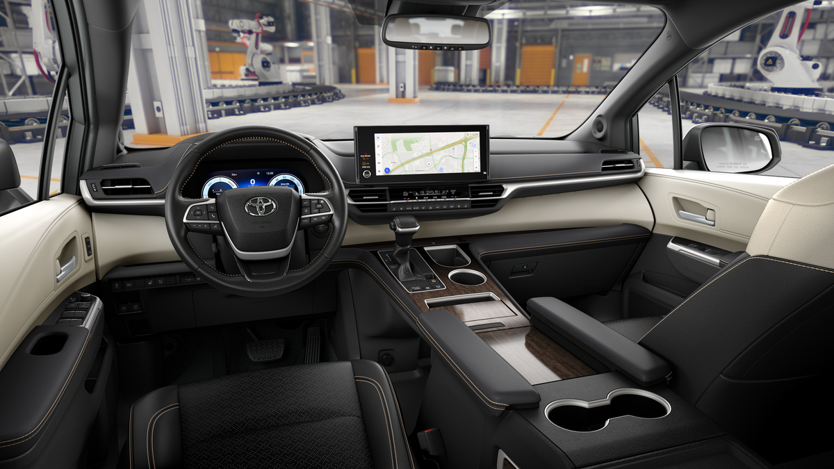 2025 Toyota Sienna Platinum photo 19