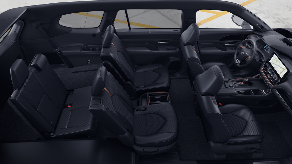 2026 Toyota Highlander Hybrid Platinum photo 22