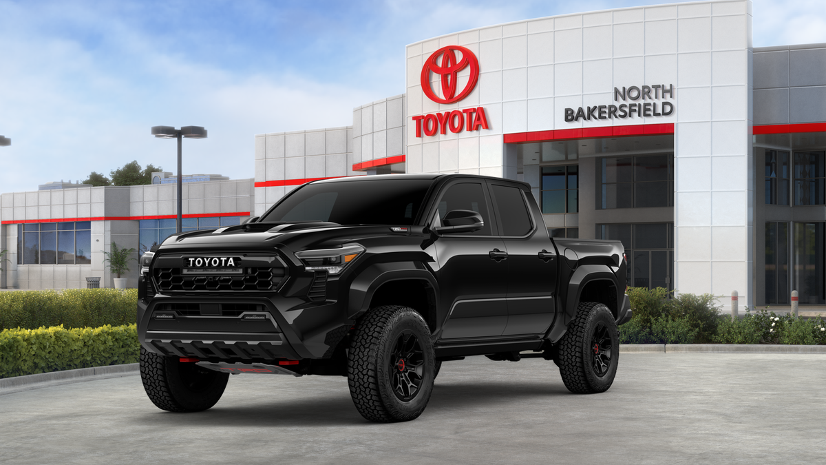 2025 Toyota Tacoma TRD Pro Double Cab photo 2