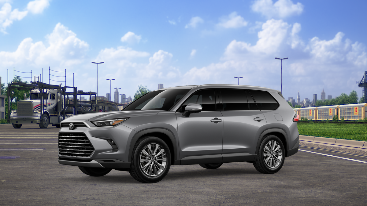 2026 Toyota Grand Highlander Platinum photo 2