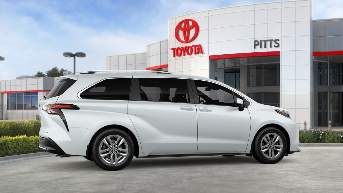 New 2026 Wind Chill Pearl <sup>1</sup> Toyota  Limited image 35