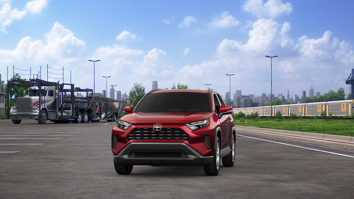 2025 Toyota RAV4 XLE photo 3