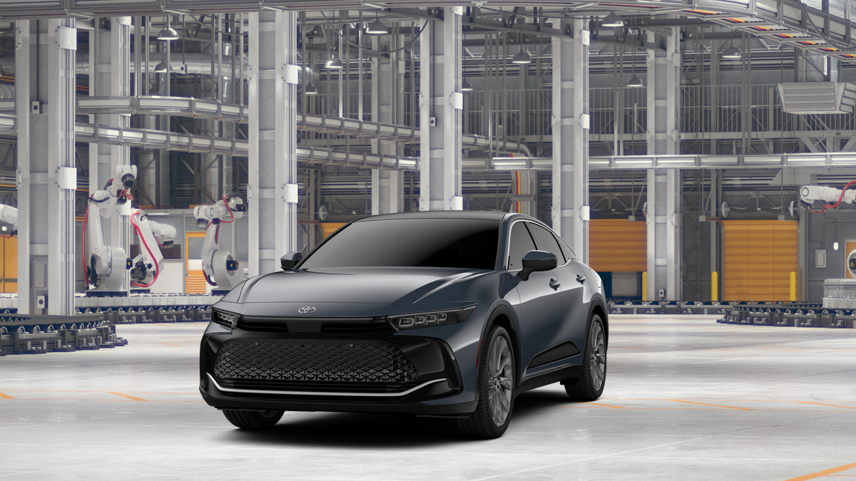 2026 Toyota Crown Limited photo 3