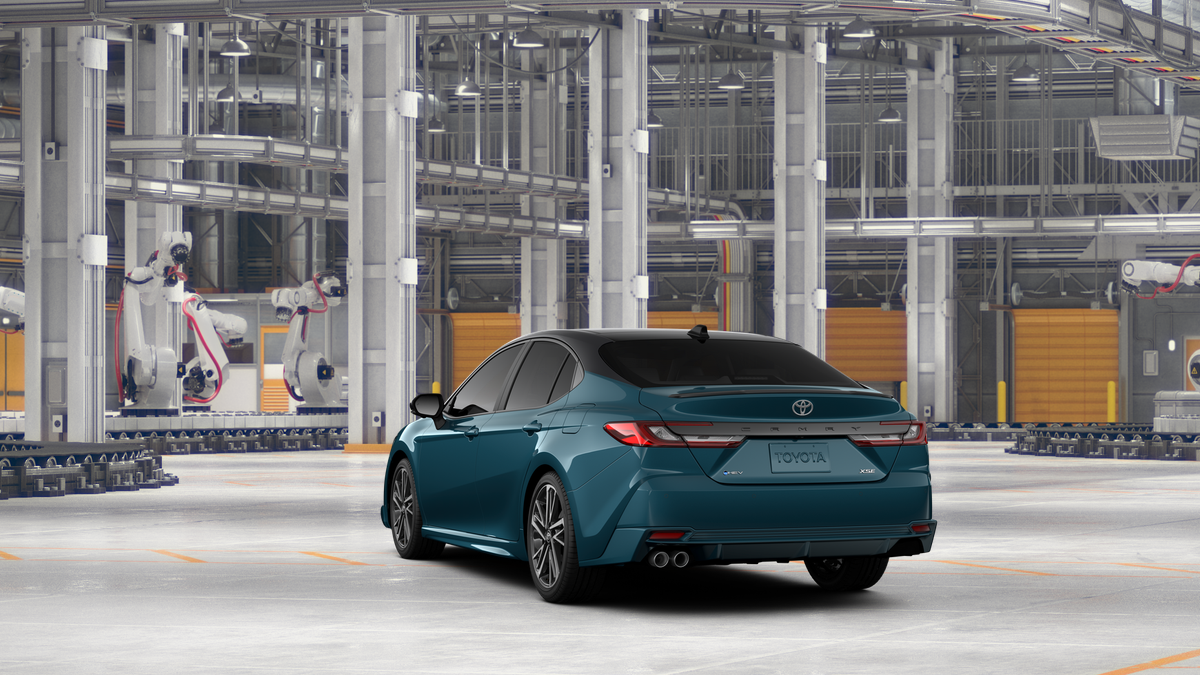 New 2026 Ocean Gem with Midnight Black Metallic roof Toyota XSE image 7