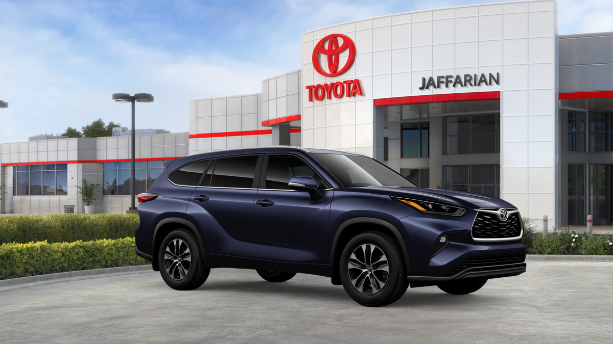 New 2026 Toyota Highlander SUV
