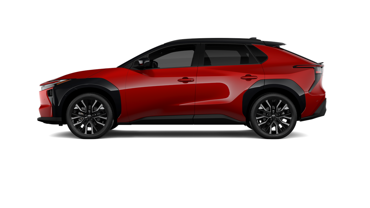 New 2027 Supersonic Red with Midnight Black Metallic roof <sup>1</sup> Toyota  Limited image 6