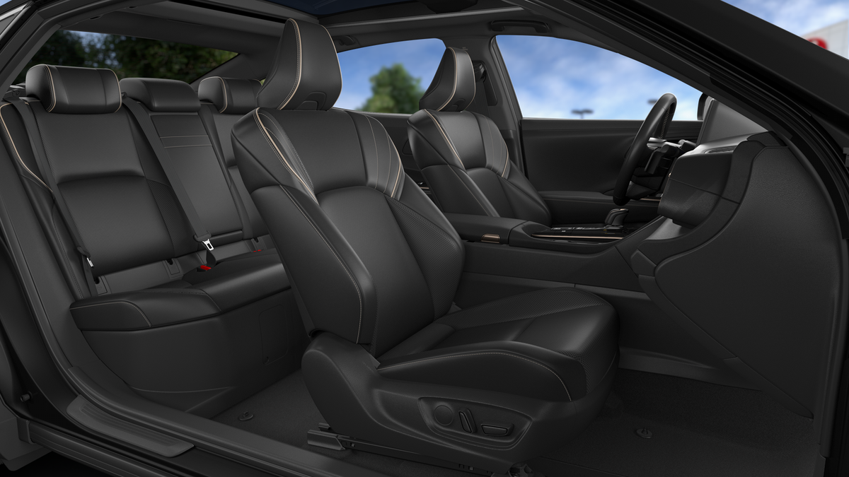 2026 Toyota Crown Platinum photo 32