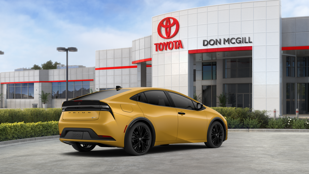 New 2027 Toyota Prius Plug-in Hybrid Sedan