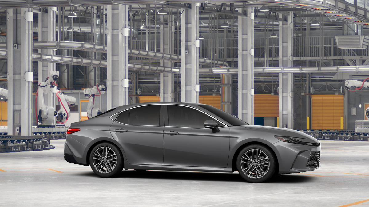 2026 Toyota Camry XLE photo 13