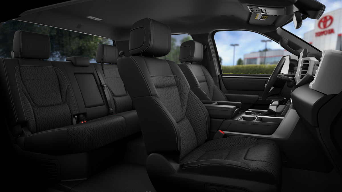 2025 Toyota Tundra Limited - Photo 20