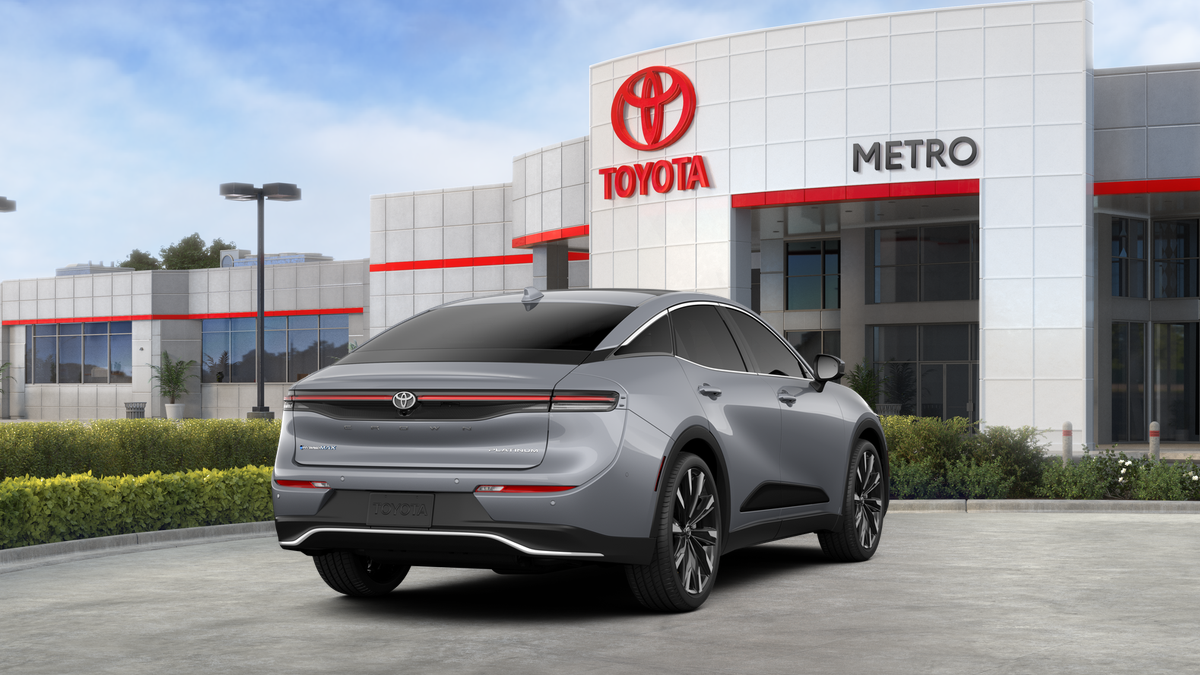 New 2026 Heavy Metal <sup>1</sup> Toyota  Platinum image 11