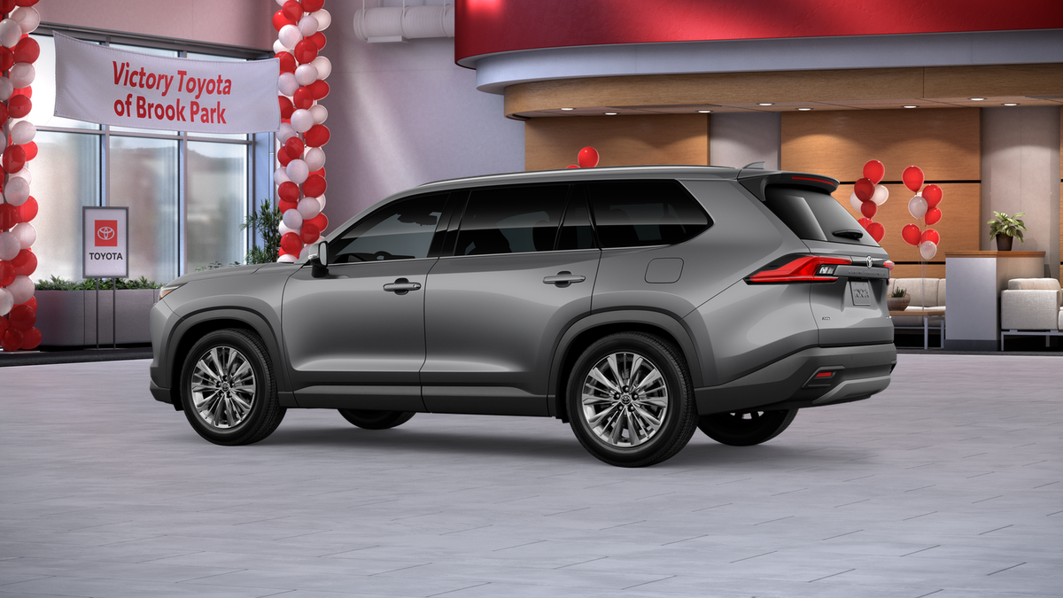 New 2026 Heavy Metal <sup>1</sup> Toyota  Platinum image 7