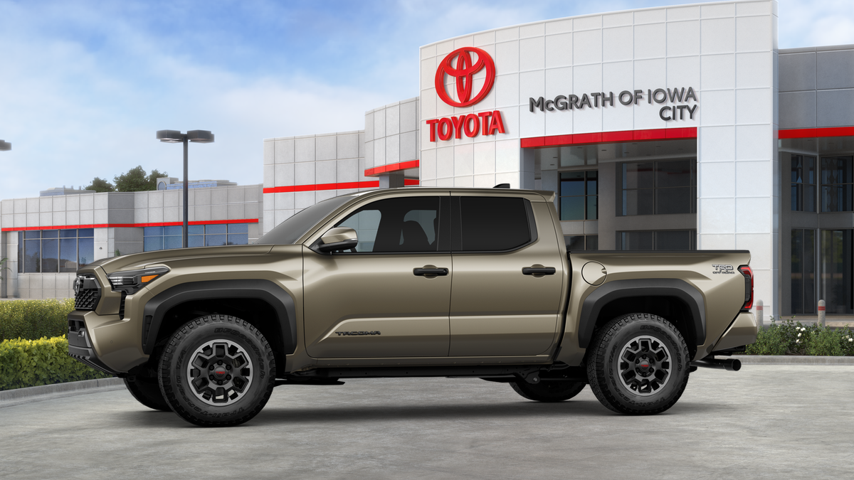 2025 Toyota Tacoma TRD Off-Road Double Cab photo 3