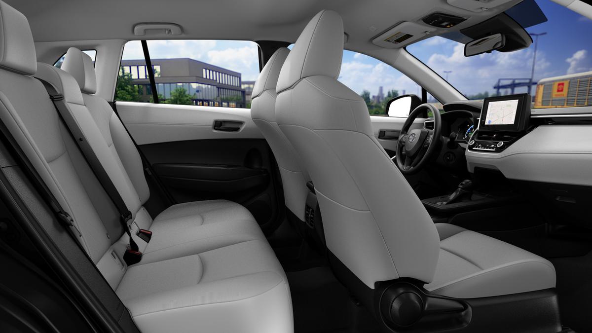 2026 Toyota Corolla Cross L photo 20