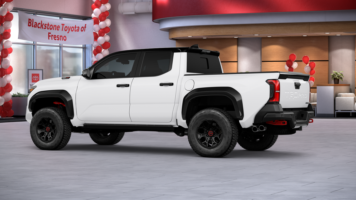 2026 Toyota Tacoma TRD Pro - Photo 8