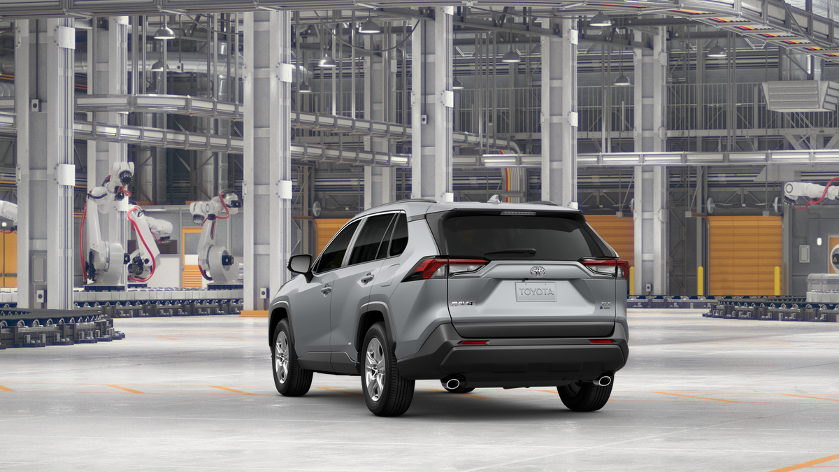 2025 Toyota RAV4 Hybrid XLE photo 8