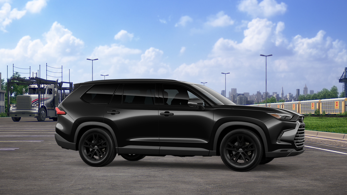 2026 Toyota Highlander Hybrid photo 15