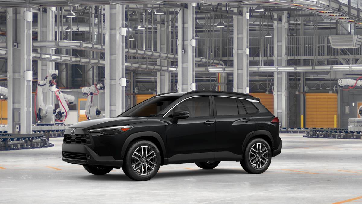 2026 Toyota Corolla Cross XLE photo 3