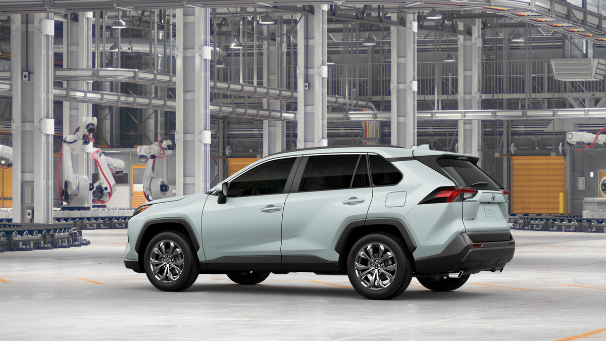 2025 Toyota RAV4 Hybrid XLE Premium photo 4