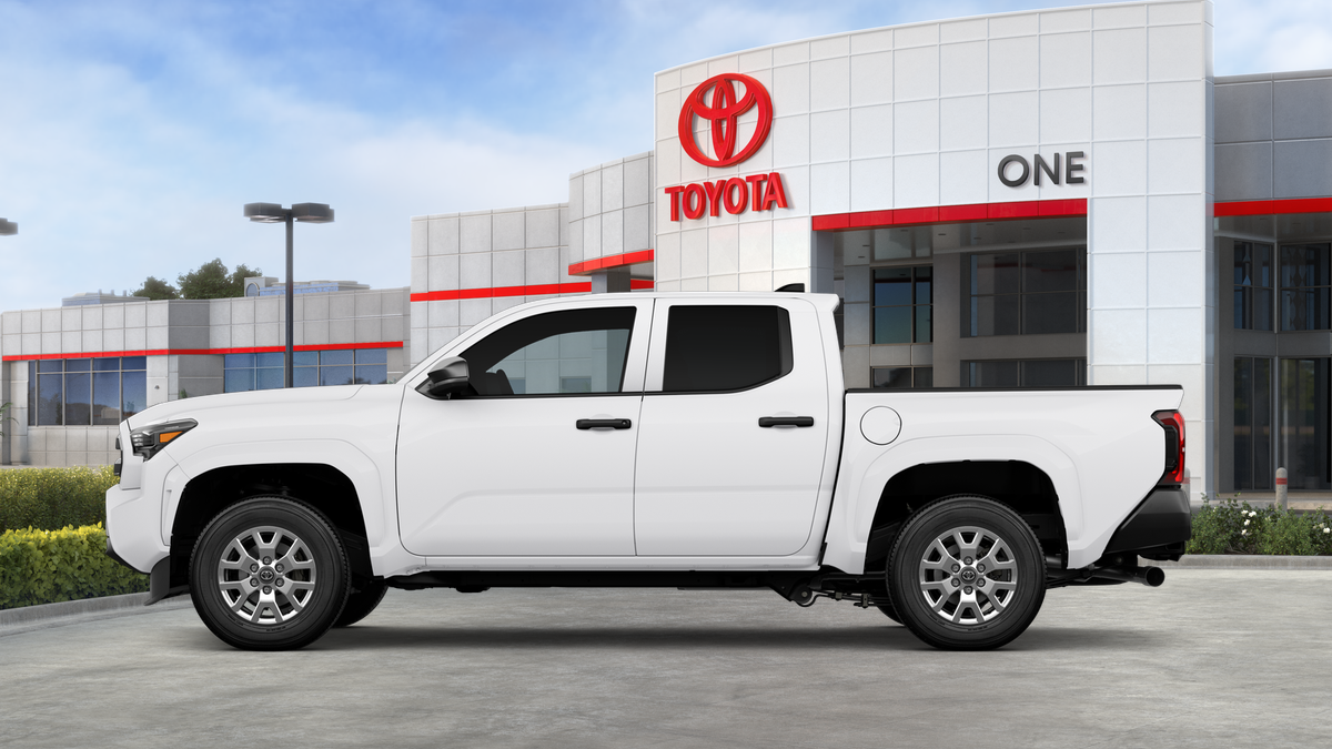 2025 Toyota Tacoma SR Double Cab photo 4