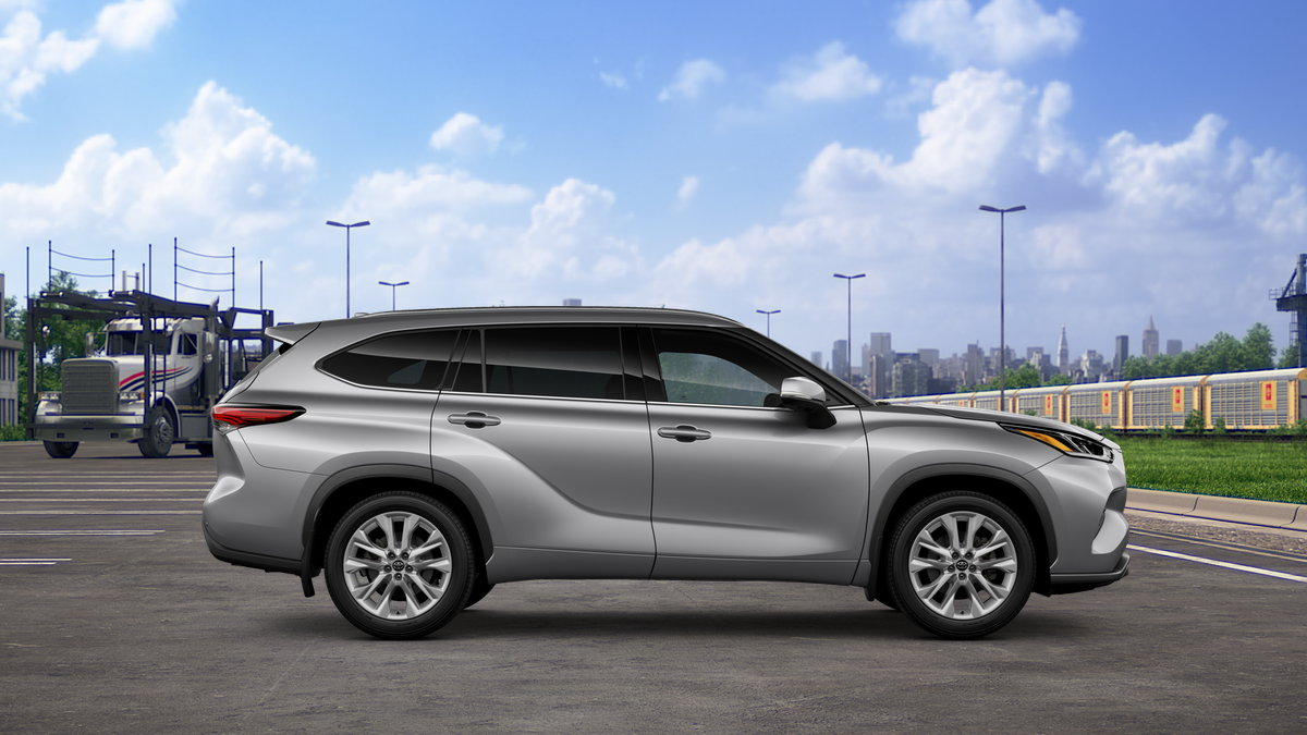2025 Toyota Highlander Limited photo 28