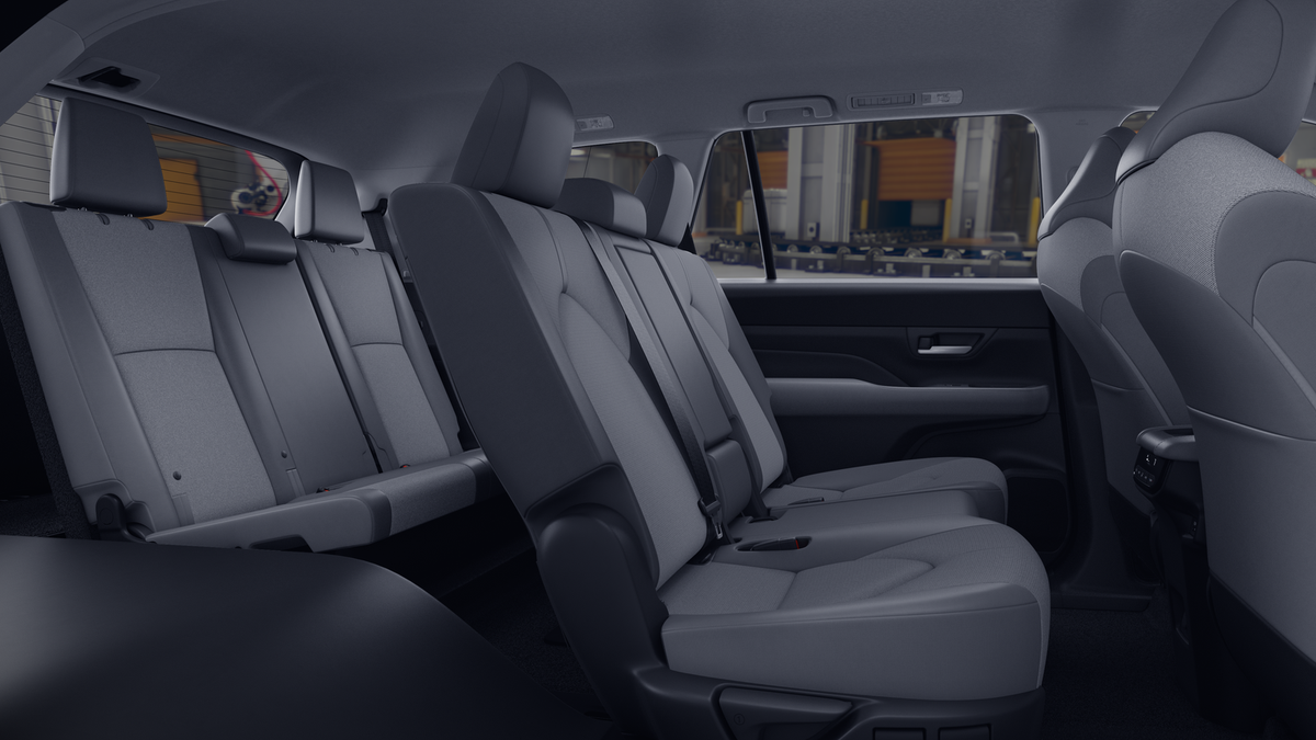 New 2026 Wind Chill Pearl <sup>1</sup> Toyota  LE image 2