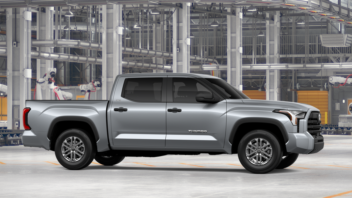 2026 Toyota Tundra SR5 CrewMax photo 13