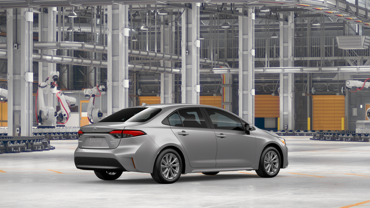 New 2027 Classic Silver Metallic Toyota  XLE image 12