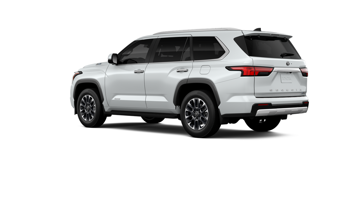 New 2026 Wind Chill Pearl <sup>1</sup> Toyota  Limited image 8