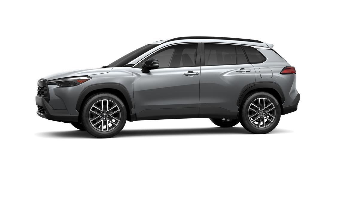 2026 Toyota Corolla Cross XLE photo 24