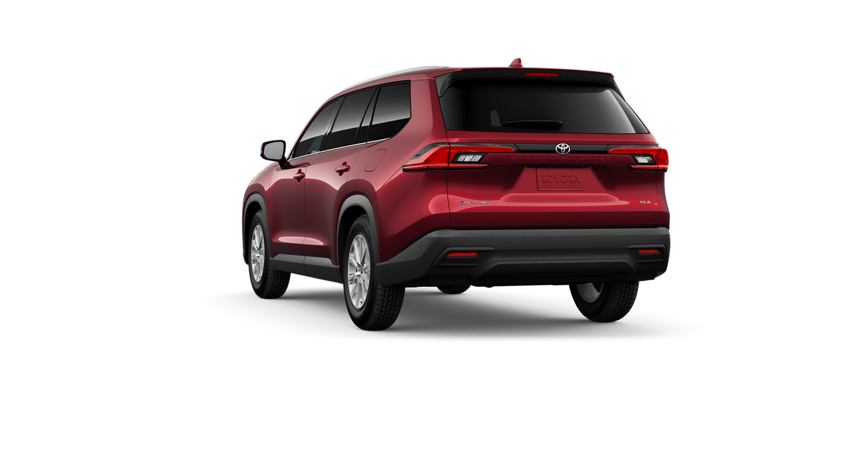 2026 Toyota Highlander Hybrid XLE photo 6