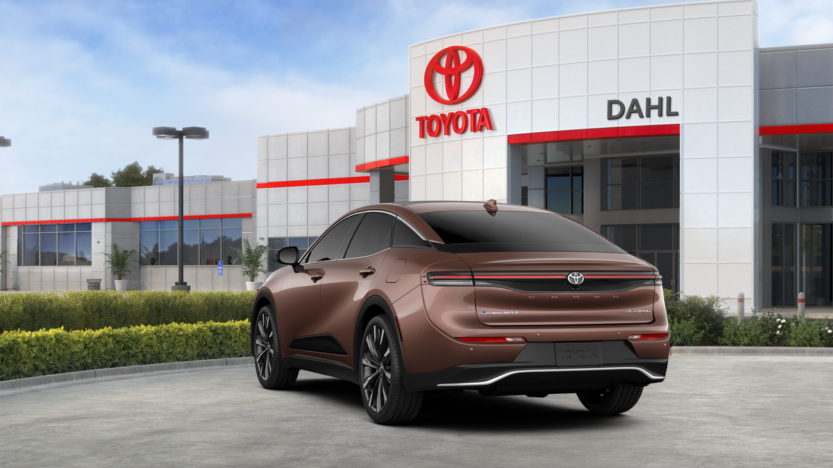 2026 Toyota Crown Platinum - Photo 9