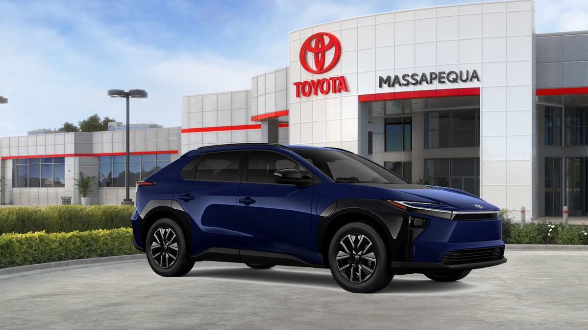 2026 Toyota bZ XLE - Photo 16