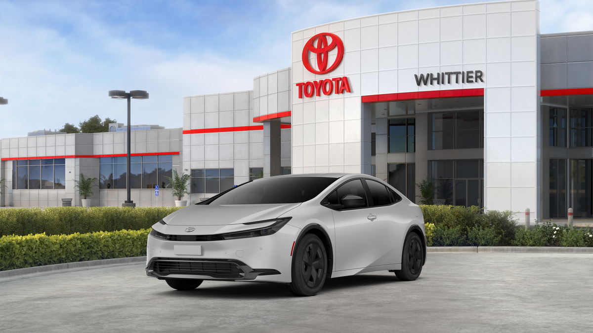 2027 Toyota Prius  LE