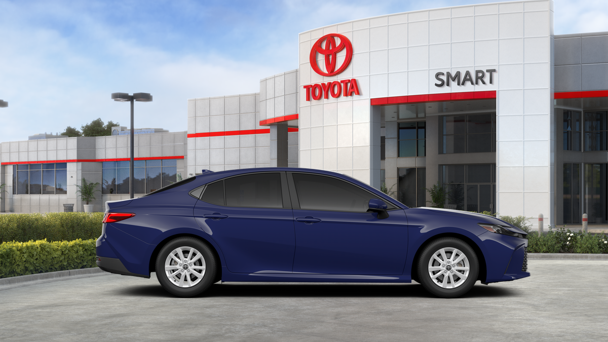 2026 Toyota Camry LE photo 13